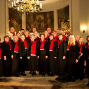 Hiiula koor laulis Kaarli kirikus.