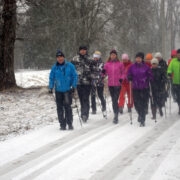 Lääne-Virumaa kepikõndijad ei lasknud end heidutada nädalavahetuse lumetormist ning läbisid 10 km pikkuse raja Joaveskilt Aasumetsa, Uuskülla ja tagasi Joaveskisse.