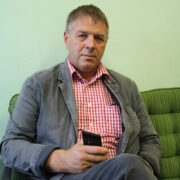 Hiiu maavanem Riho Rahuoja on pettunud, kuidas maavalitsust infosulus houiti.