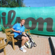 Hiiumaa tennisemeister Hardy Klaas pärast äsjalõppenud finaali.