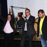 Hiidlased auhindu vastu võtmas (vasakult): Martin Juhe, Kristjan Ojasoo ja Argo Nurs.