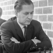 Malesuurmeister Paul Keres.