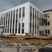 Niisugune näeb välja vaade gümnaasiumihoonele hoovi poolt.