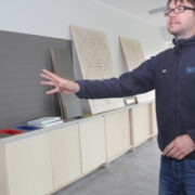 Mairo Mäemets oli teejuhiks valmivas koolimajas.