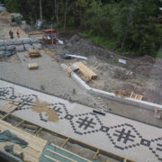 Kiviparketi mustrit saab eriti hästi “lugeda” kolmandalt korruselt.