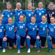 Lisete Tammeveski (nr 7) koos koondisekaaslastega enne kohtumist Leeduga.