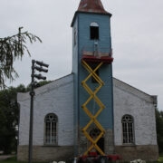 Kärdla kiriku torn sai uue värvikatte 2012. aastal, kuid kirik on kehvas seisus ja vajaks märksa suuremat remonti.