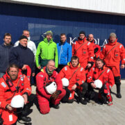 Hiiumaa vabatahtlikud merepäästjad Kärdla sadamas.