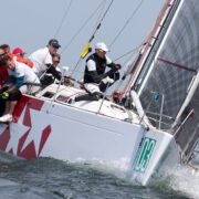 Olympic MMi teisel päeval Põhajamere tuultes ja lainetes.