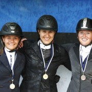 Harrastajate esikolmik Kärt Kaseorg, Riinu Rahuoja ja Liis-Marii Hõbemets.