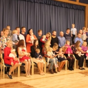 Beebipäeval osalenud grupipildil.