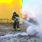 Nele Kirsipuu päeva Kärdla päästekomandos.