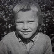 Artur väikese poisina.