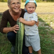 Reet Teigar otsustas avada oma talu uksed ja tutvustada Taterma taimeaeda.