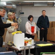 Gerhard Eberle, vallavanem Reili Rand, arenduskeskuse juhataja Liis Remmelg, töötukassa teenusekonsultant Ülle Mänd ja Lääne-Eesti investorkonsultant Sulev Alajõe.