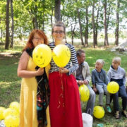 MTÜ Rõõmu Allikas eestvedajad Svetlana Reinmets ja Liisa Otsak.