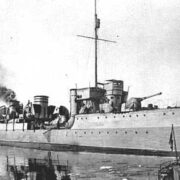 Miiniristleja Vambola komandör Eesti Vabadussõja ajal oli leitnant Tiido Kraus.a