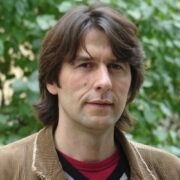 Režissöör Meelis Muhu tuleb Kärdlasse kinokülastajatega kohtuma.