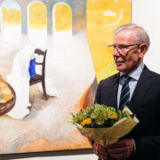 Enn Kunila oma sõbra, legendaarse eesti maalikunstniku Olev Subbi 90. sünniaastapäevale pühendatud näitusel Adamson-Ericu muuseumis, mis viiruseohu tõttu tuli kohe sulgeda.