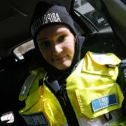 Anet Post on abipolitseinik olnud juba üle kahe aasta ja endiselt meeldib talle ka politseinikutöö.