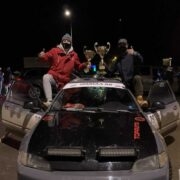 Mullune rahvaralli karikasarja võitja Rudolf Uusneem (paremal) tõestas end Hiiumaa kiireima rallisõitjana kohalikul mõõduvõtul koostöös kaardilugeja Jarmo Kurbaga.