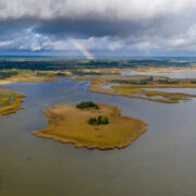 Vaade Käina lahelt Käina poole.