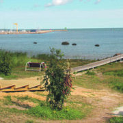 Uus trepistik viib otse ujumissillale.