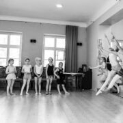 Balletitund Kõpu rahvamajas.