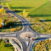 Endisest Kärdla-Käina ristmikust on saanud turvaline ringtee.