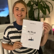 Ragne Rüütelmaa endaloodud kooritsükli nootidega.