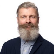 Riigikogu liige Aivar Viidik esindab konverentsil Hiiumaad.