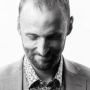 Märt Avandi foto etenduse reklaamist.