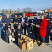 Maa päeval peetud Laulasmaa OTTil toodi väiketootjatele tagasi 6 kotitäit klaaspurke.