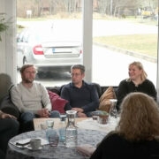 Kuulajate ees on panelistid (vasakult) Sander Kopli, Siim Rätsep, André Abner ja Kristel Üksvärav vastamas Arno Kuuse küsimustele.